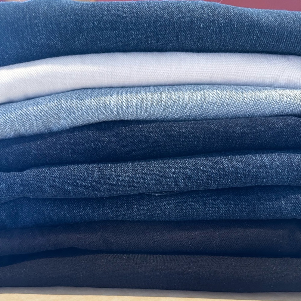 8 Pair of Lysse 2X Pants and Jeans